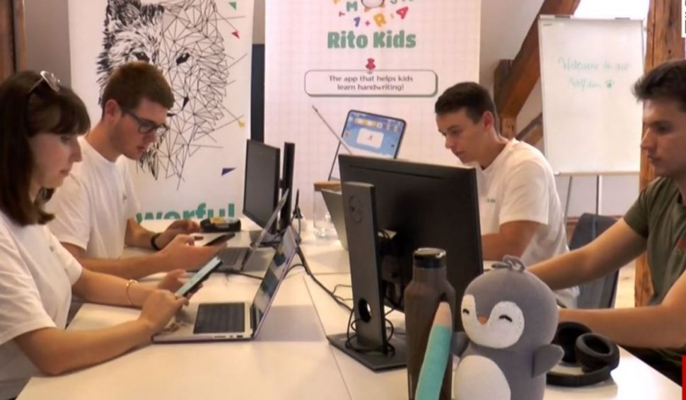 Aplicația creată de tineri români care îi învață pe copii să scrie: ”Am reușit să obținem aproximativ 70.000 de euro din concursuri”