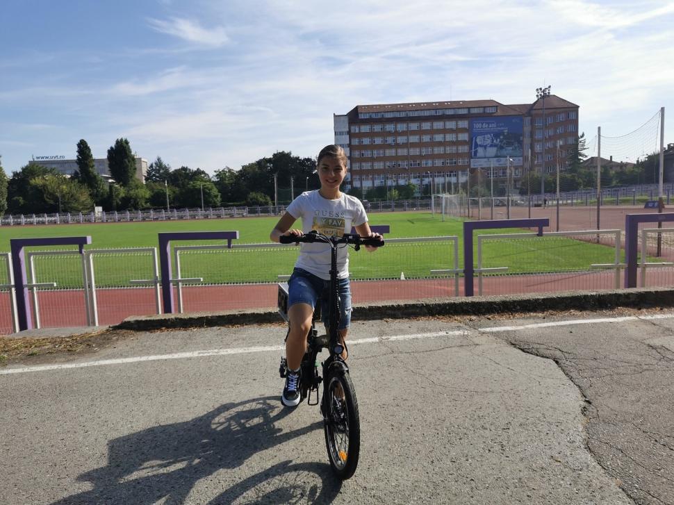 Prima bicicletă cu hidrogen construită în România. Proiectul a costat aproape 200.000 de euro 860813