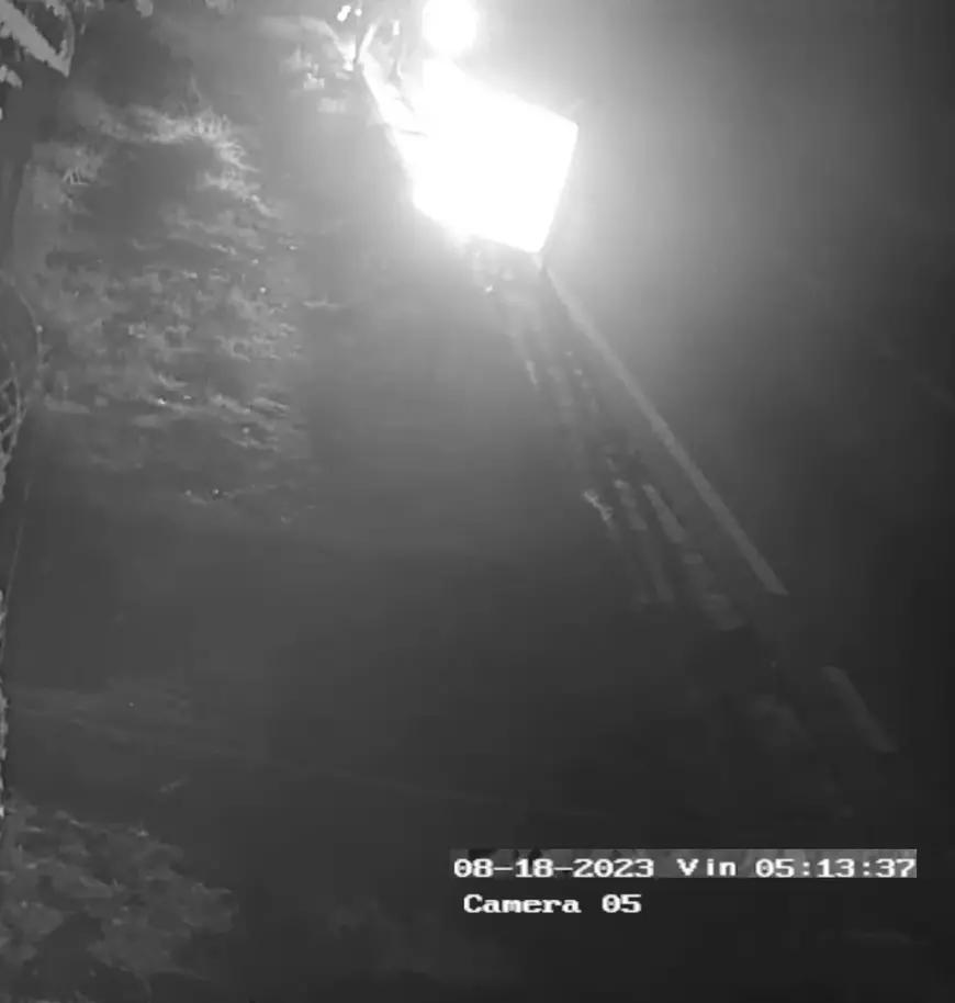 Primele imagini de pe camerele video cu teribilul accident comis de Vlad Pascu, în 2 Mai. Avocatul Cuculis: "Aproape că ar fi vrut să-i lovească pe acei copii" 860836