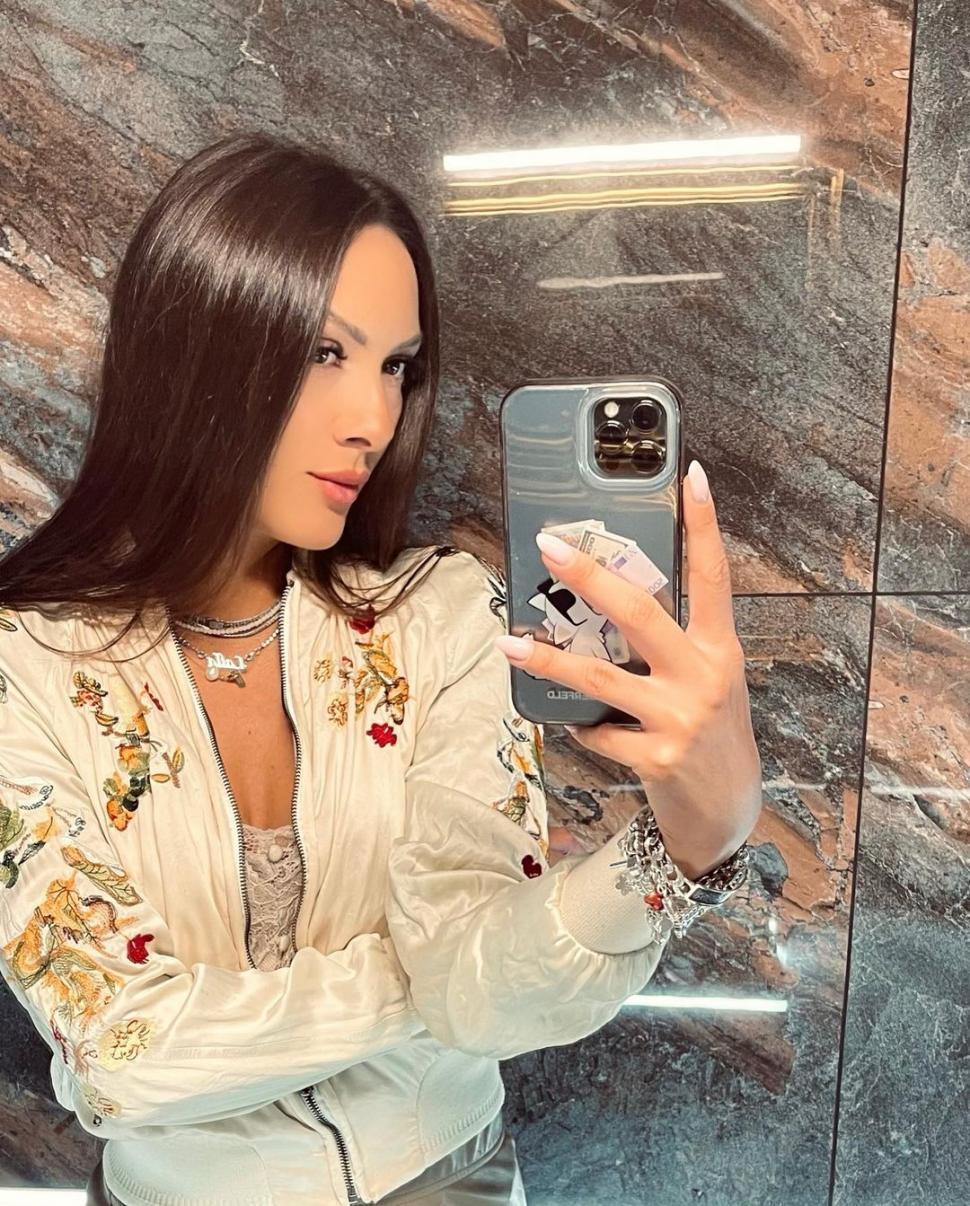 Ultimele imagini cu DJ Lalla în viaţă. Tânăra se îndrepta către zona de cluburi 861372