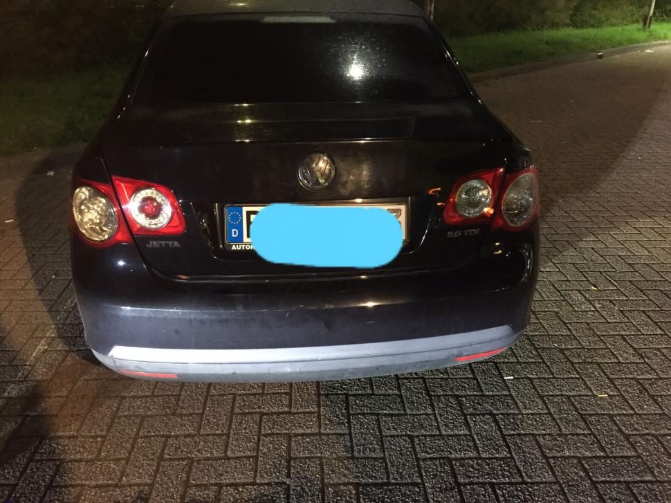 Român arestat în Olanda, după ce a fost prins în portbagaj cu o oaie furată de la grădina zoologică 861352