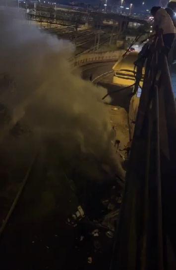 Tragedie în Italia. Un autobuz a căzut 15 metri în gol şi a luat foc, în Mestre, Veneţia. Sunt zeci de morţi şi răniţi 861589