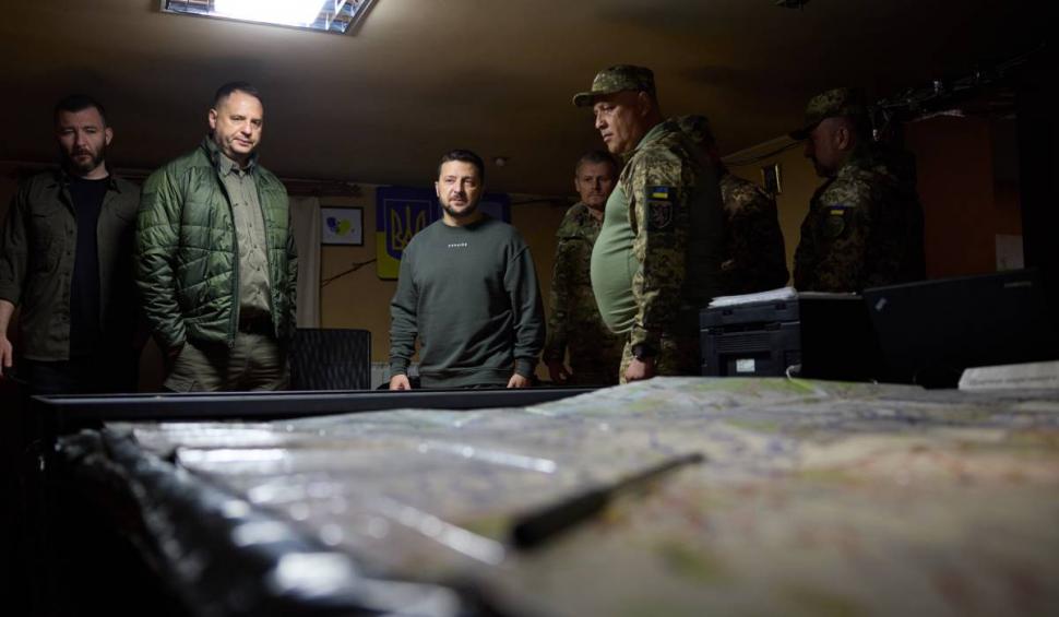 Război în Ucraina, ziua 587 | Volodimir Zelenski, vizită pe frontul de luptă din nord-estul Ucrainei 861550