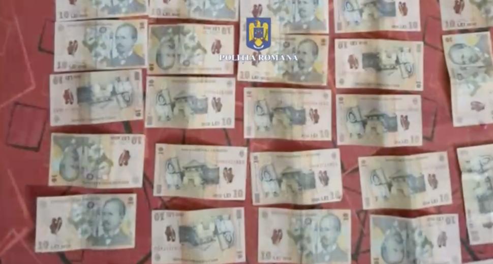 Turiști străini rămași fără bani, în Centrul Vechi din București. Hoții le-au furat cardurile și au cheltuit 7.000 euro 862197