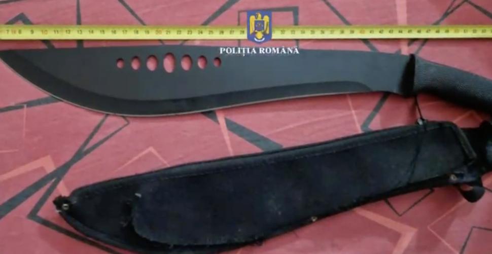 Turiști străini rămași fără bani, în Centrul Vechi din București. Hoții le-au furat cardurile și au cheltuit 7.000 euro 862198