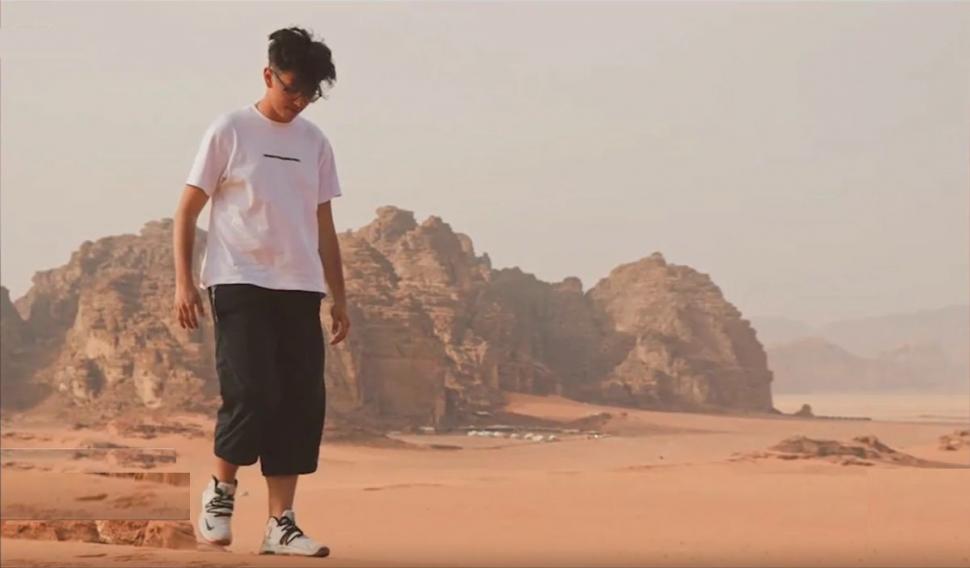 "Casa este goală. În fiecare zi şi noapte suntem în cimitir" | Tatăl lui Sebi ridică un monument în locul tragediei de la 2 Mai 862297