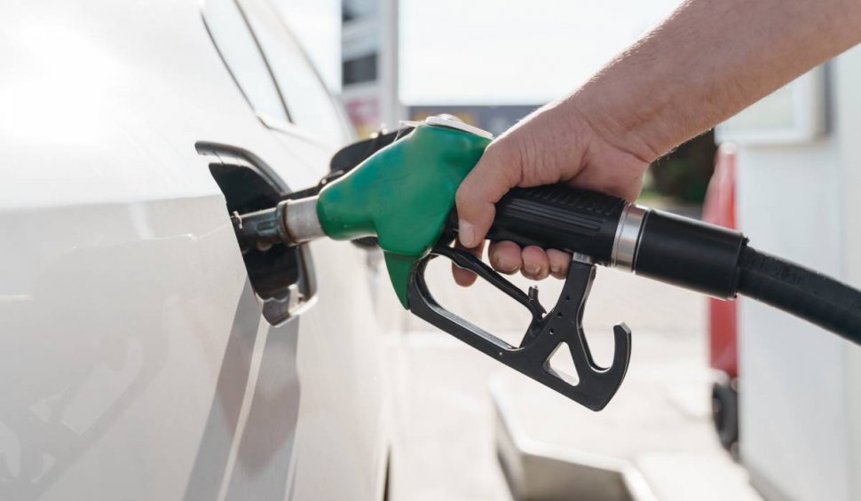 Benzina şi motorina, la fel ca în weekend. Preţul carburanţilor în România, astăzi, 9 octombrie 2023