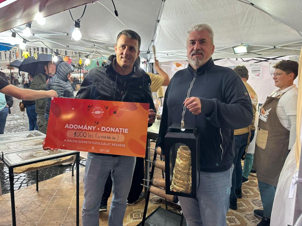 "Am putea crede că există doar în poveşti": Un român a plătit 1.000 de lei pe un kurtos învelit în aur 862598