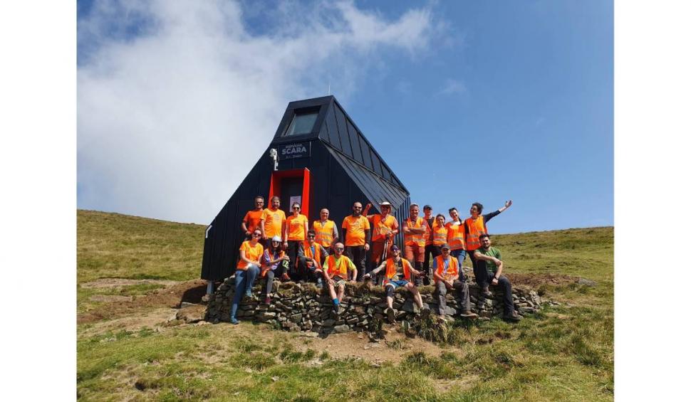 Un nou refugiu montan a fost deschis într-o zonă dificilă din Făgăraș 863147