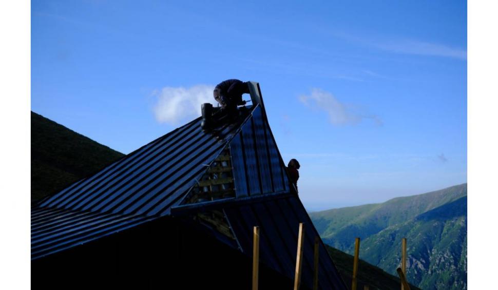 Un nou refugiu montan a fost deschis într-o zonă dificilă din Făgăraș 863150