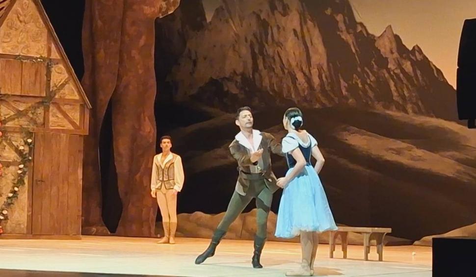 Carmen Iohannis și-a dus elevii la Festivalul de Operă, însoțită de SPP: "Vreau să guste din frumusețea baletului și a artei" 863310