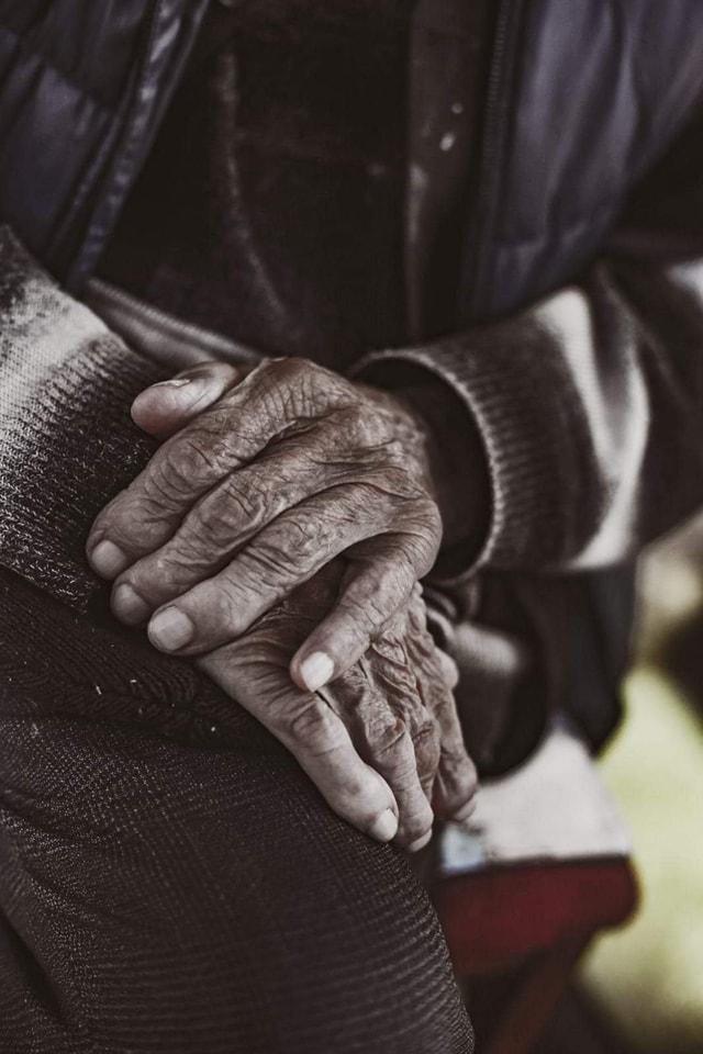 Un veteran de război din Alba și-a recăpătat vederea, la 103 ani. Povestea lui Moș Loghin, unul dintre cei mai vârstnici pacienți din România 863262