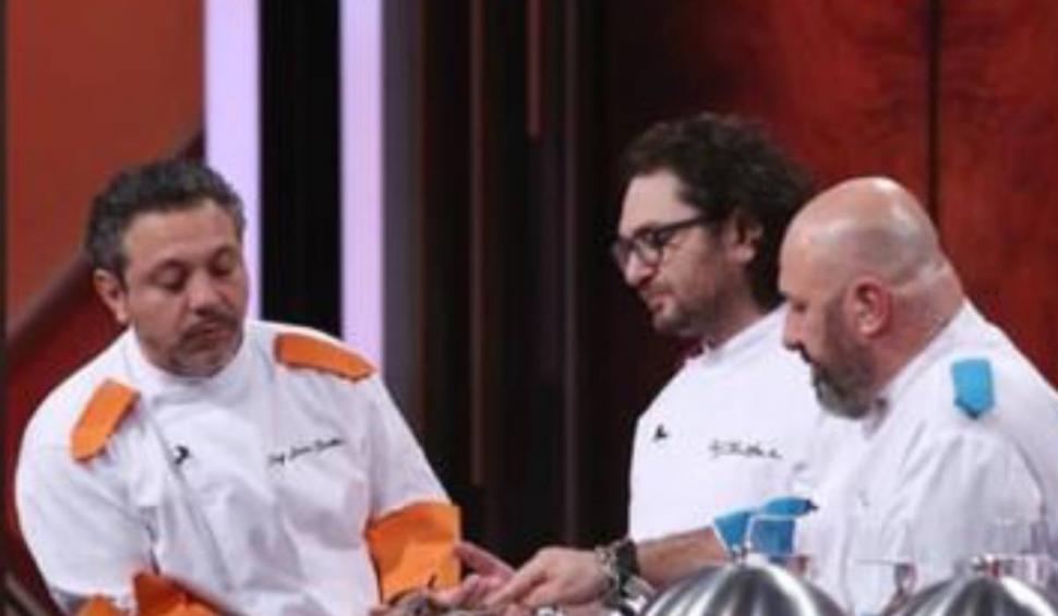 Prima reacție a lui Florin Dumitrescu după ce toți jurații Chefi la Cuțite au ales să părăsească emisiunea 863500