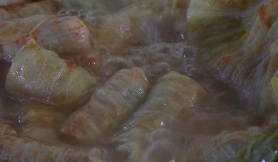 40.000 de sarmale, pregătite pentru pelerinii veniți la Hramul Sfintei Cuvioase Parascheva 863593