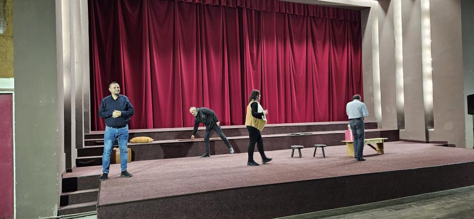 Teatru pentru nevăzători și surdo-muți, la Botoşani: "Au dreptul de a fi în sala de spectacole". Detaliile proiectului unic în Moldova 863472