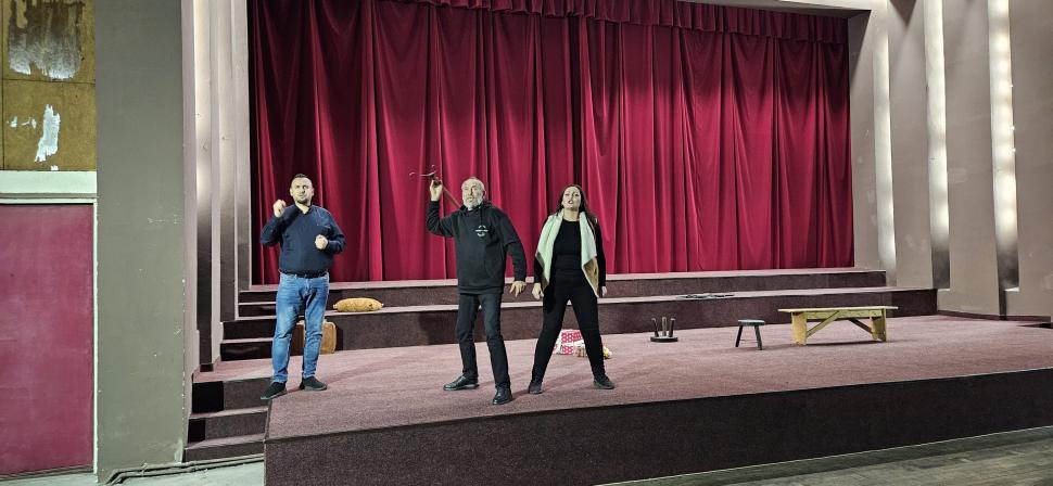 Teatru pentru nevăzători și surdo-muți, la Botoşani: "Au dreptul de a fi în sala de spectacole". Detaliile proiectului unic în Moldova 863473