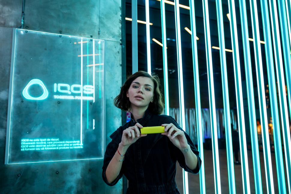 Tranziția către un viitor mai optimist - o nouă instalație imersivă marca IQOS, la festivalul DIPLOMA 863570