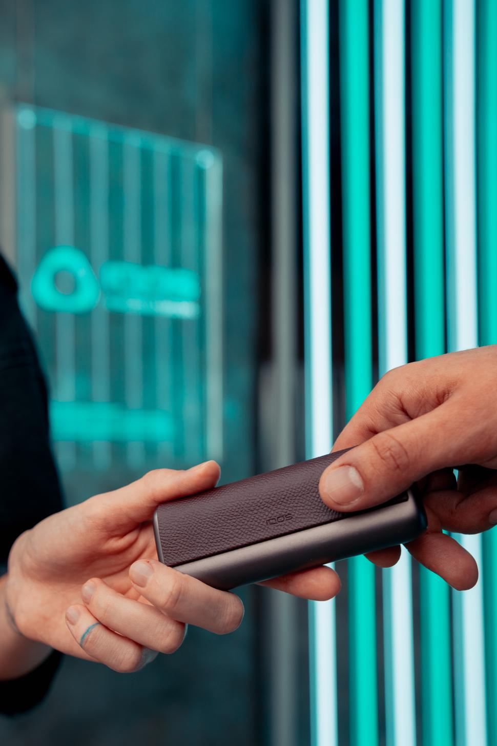 Tranziția către un viitor mai optimist - o nouă instalație imersivă marca IQOS, la festivalul DIPLOMA 863576