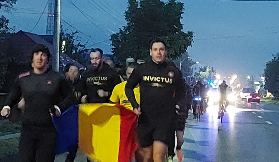 Valentin Popa, maistrul militar care a câștigat medalia de argint la Jocurile Invictus, printre voluntarii Ştafetei Veteranilor, la Târgu Mureş  863466