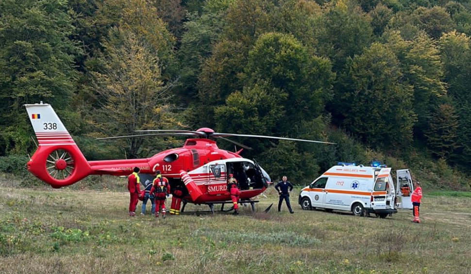 Un bărbat a căzut într-o râpă de 80 de metri, lângă Peștera Românești. A vrut să evite aglomerația, la plecarea de la un concert