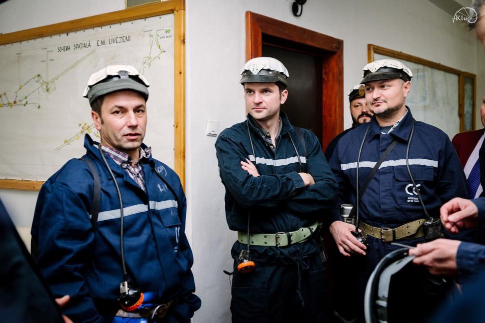 Sebastian Burduja, despre vizita la Mina Livezeni: "Printre cele mai prețioase momente ale întregului mandat de ministru" 863821