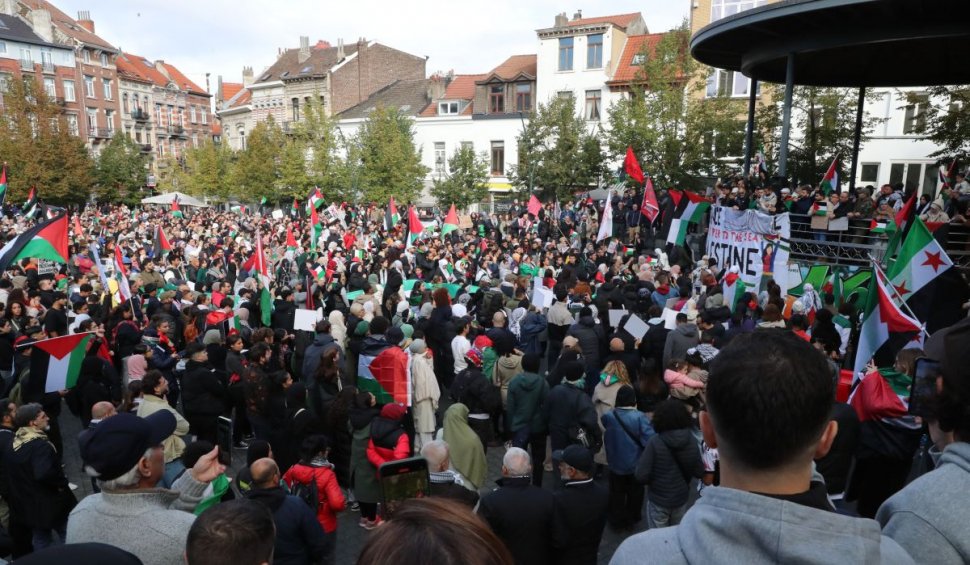 Manifestațiile pro Gaza cuprind întreaga lume. Zeci de mii de oameni în stradă la Londra, Washington și Sydney