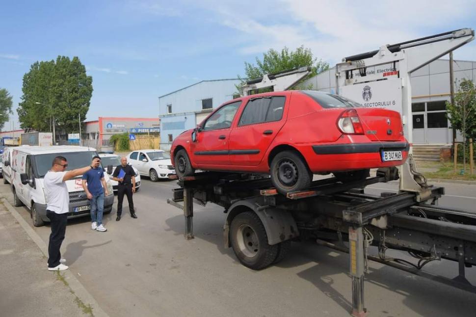 Amenzi de peste 8 milioane de lei, date de Poliția Locală Sector 6 pentru mașinile staționate neregulamentar 864154