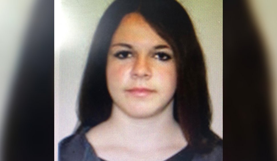 Alertă în Arad! Cristina are 14 ani şi a dispărut din comuna Șofronea | Dacă o vedeţi, sunaţi la 112!