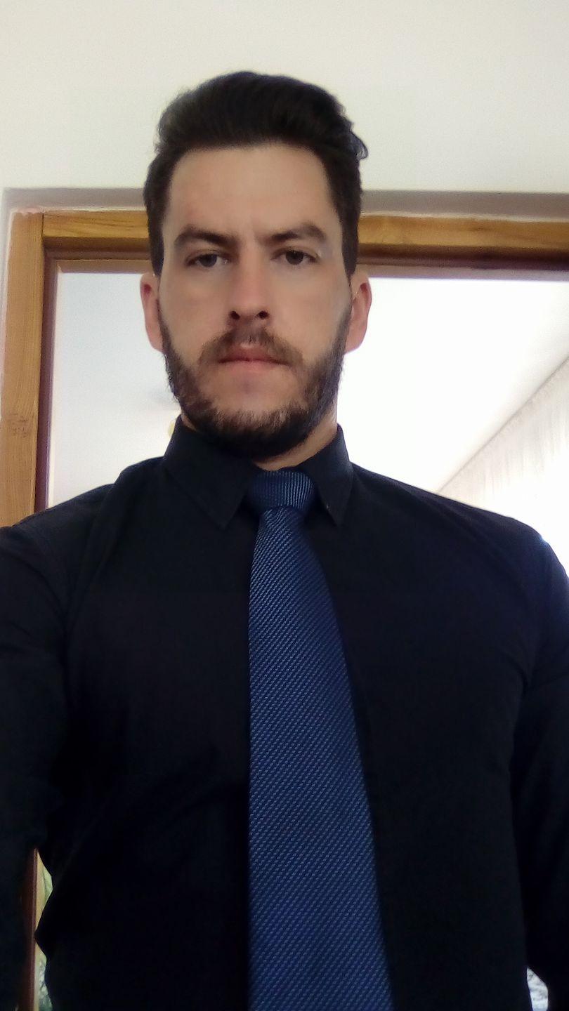 "A plecat să predea printre îngeri". Un profesor din Bistrița-Năsăud a murit la doar 35 de ani, după o luptă grea cu o boală nemiloasă 864246