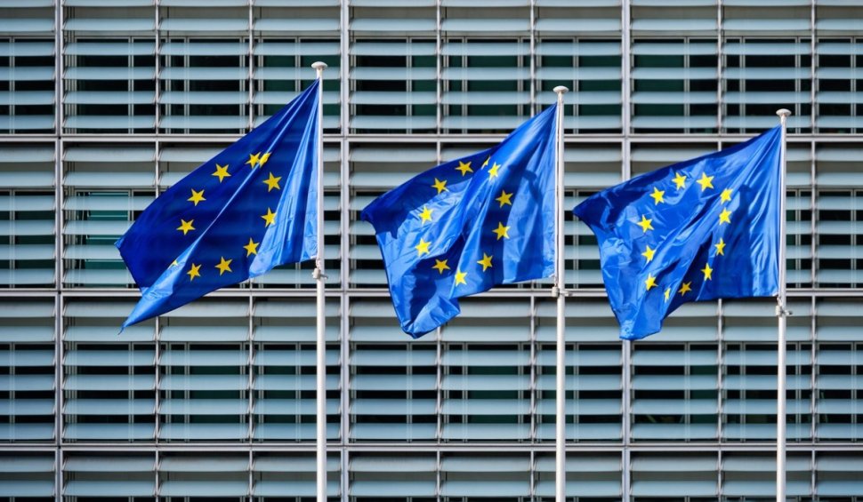 Comisia Europeană solicită României să respecte normele UE privind achizițiile publice și concesiunile
