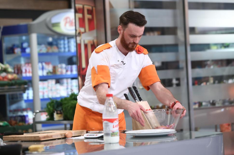 Finaliştii Chefi la cuţite 2023. Ioana Dehelean, Valentin Timofte şi Janni Alexandridis se luptă pentru marele premiu 864269