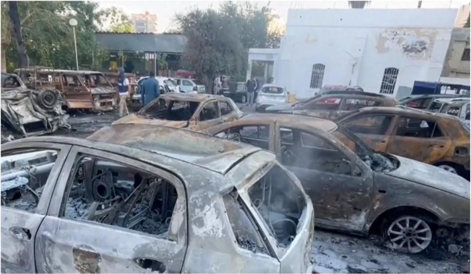Noi imagini care prezintă dezastrul de la spitalul din Gaza, în urma atacului cu rachetă | Cel puțin 500 de oameni au murit 864359