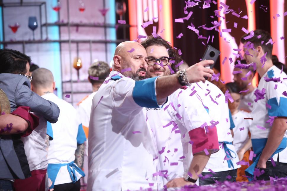 Janni Alexandridis este câștigătorul sezonului 12 Chefi la Cuțite 864531