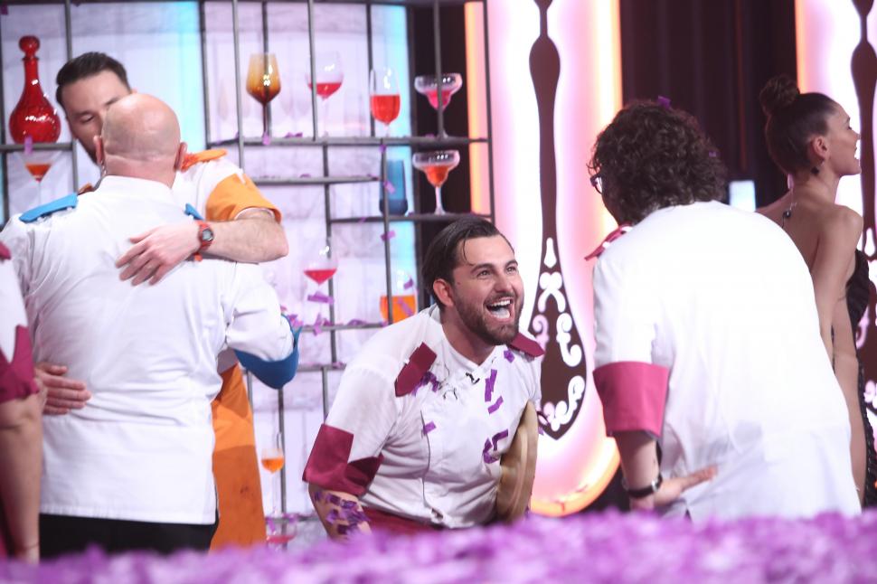 Janni Alexandridis este câștigătorul sezonului 12 Chefi la Cuțite 864534