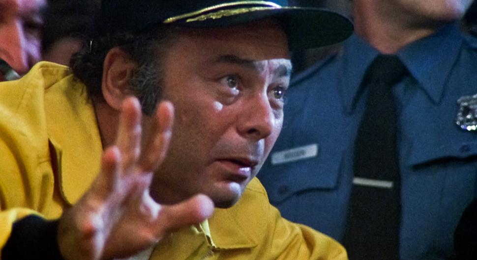 A murit actorul Burt Young. Era cunoscut pentru rolul lui Paulie în filmul "Rocky": "Ai fost un om și un artist incredibil, mie și lumii o să ne fie foarte dor de tine" 864623