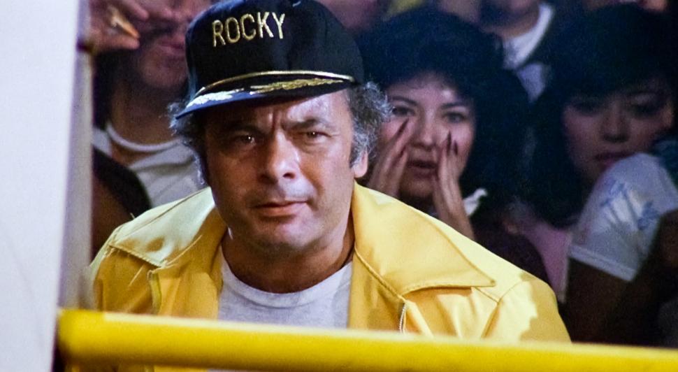 A murit actorul Burt Young. Era cunoscut pentru rolul lui Paulie în filmul "Rocky": "Ai fost un om și un artist incredibil, mie și lumii o să ne fie foarte dor de tine" 864625