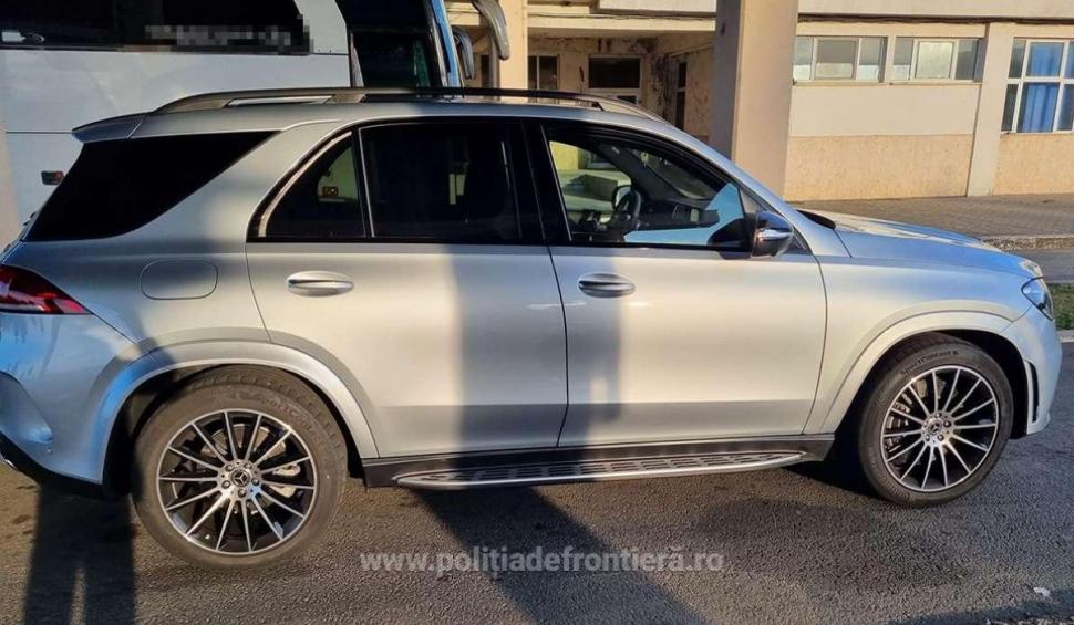 Un bărbat, care încerca să iasă din România, a rămas fără maşina de 100.000 de euro la Giurgiu 864614