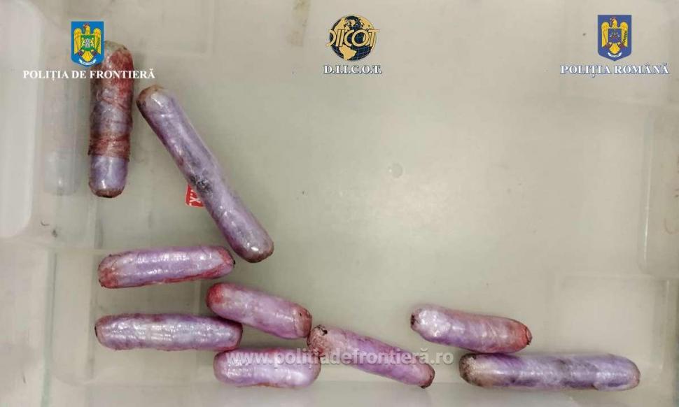 Româncă reținută pe Aeroportul Otopeni cu aproximativ 159 grame de cocaină. Femeia urma să călătorească spre Tel Aviv 864671