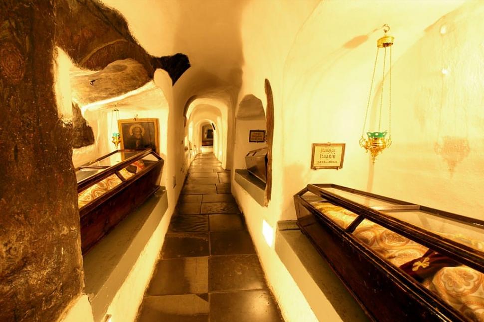 Bucurie maximă în Biserica Ortodoxă: Ucraina, dispusă să ofere României moaștele Sfintei Teodora, la schimb cu rămășițele unor eroi naționali 864742