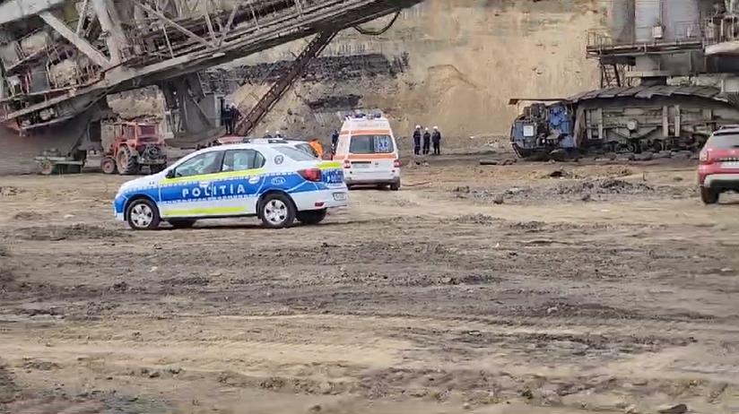 Tragedie la Cariera Roșia din cadrul CE Oltenia. Un muncitor a fost strivit de excavatorul pe care încerca să-l repare 864887