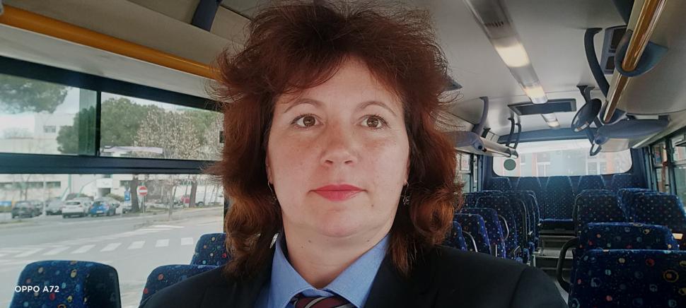 Povestea impresionantă a româncei șofer de autobuz în Italia: "Este o responsabilitate mare. Am decis să încerc" 864787