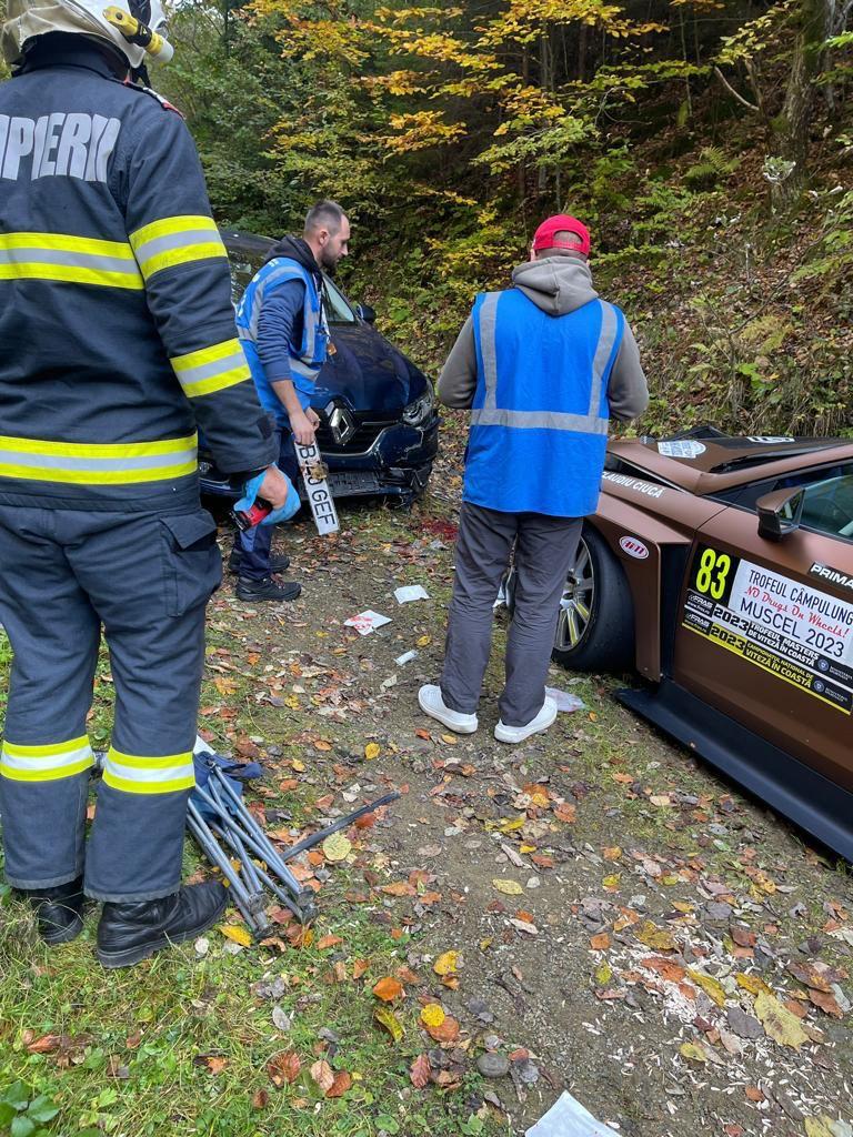 Spectator spulberat de o mașină în timpul Raliului Lerești din Argeș. Bărbatul a fost operat de urgență și i-a fost amputat un picior 864999