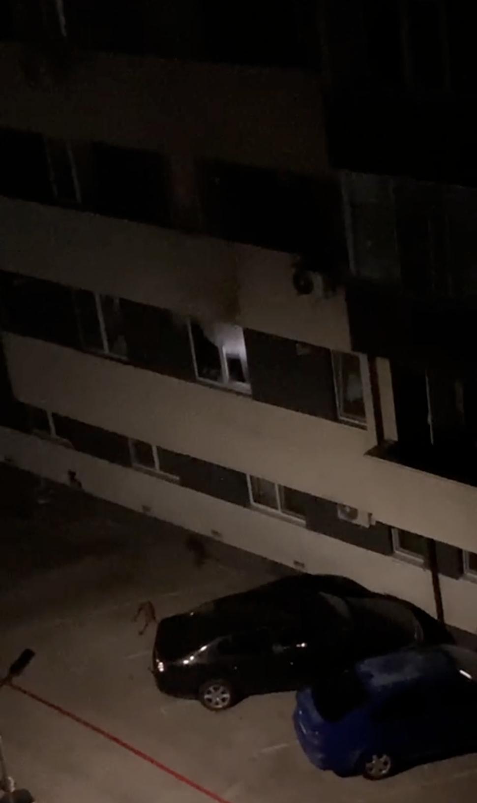 Incendiu izbucnit într-un apartament din Chiajna. Pompierii intervin de urgență 865043