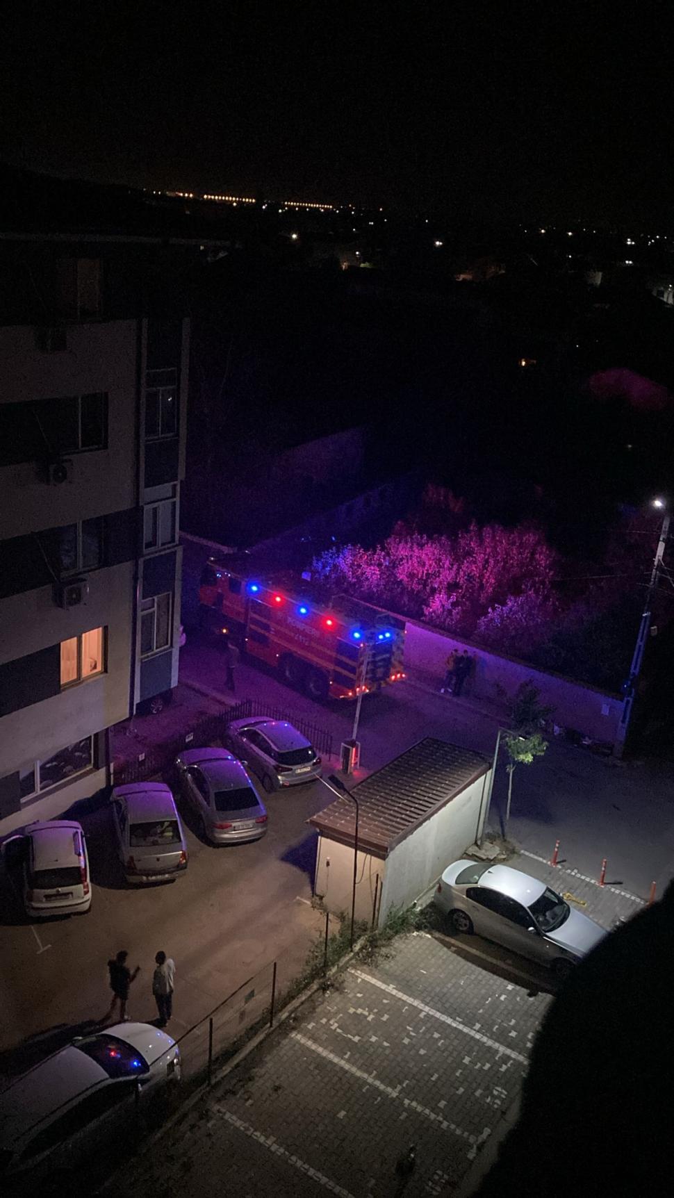 Incendiu izbucnit într-un apartament din Chiajna. Pompierii intervin de urgență 865044