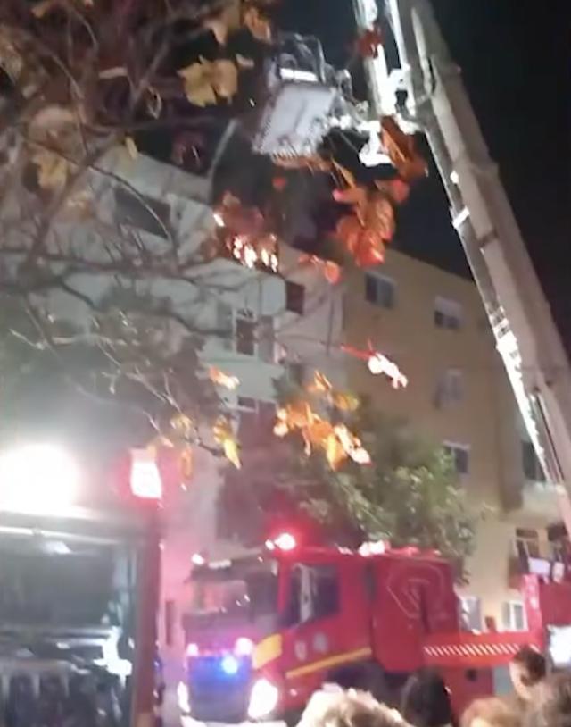 Un bărbat din Techirghiol și-a bătut soția, a distrus bunurile din locuința lor, apoi a dat foc apartamentului. Poliția a fost sesizată de trei ori 865260