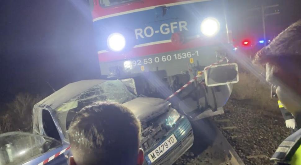 Accident mortal la Peretu, Teleorman! O femeie a murit, după ce mașina în care se afla a fost spulberată de tren 865791
