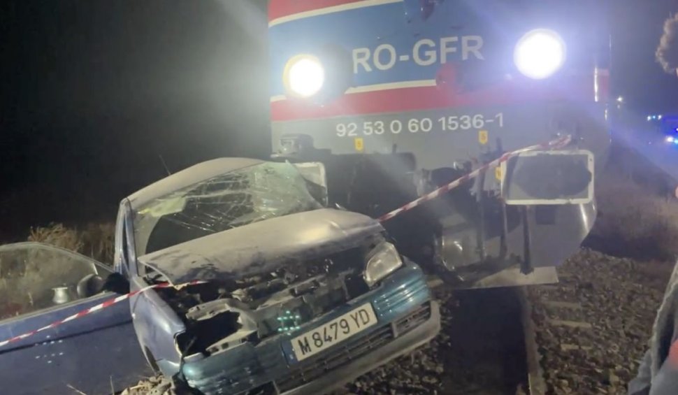 Accident mortal la Peretu, Teleorman! O femeie a murit, după ce mașina în care se afla a fost spulberată de tren