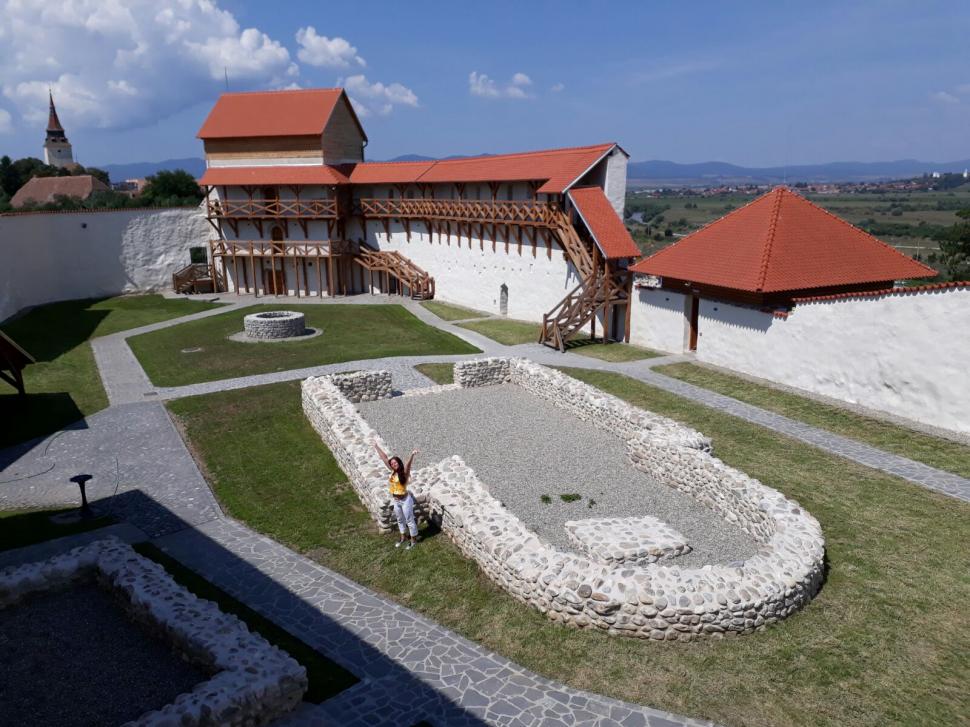 Circuite medievale în jurul Brașovului 865885