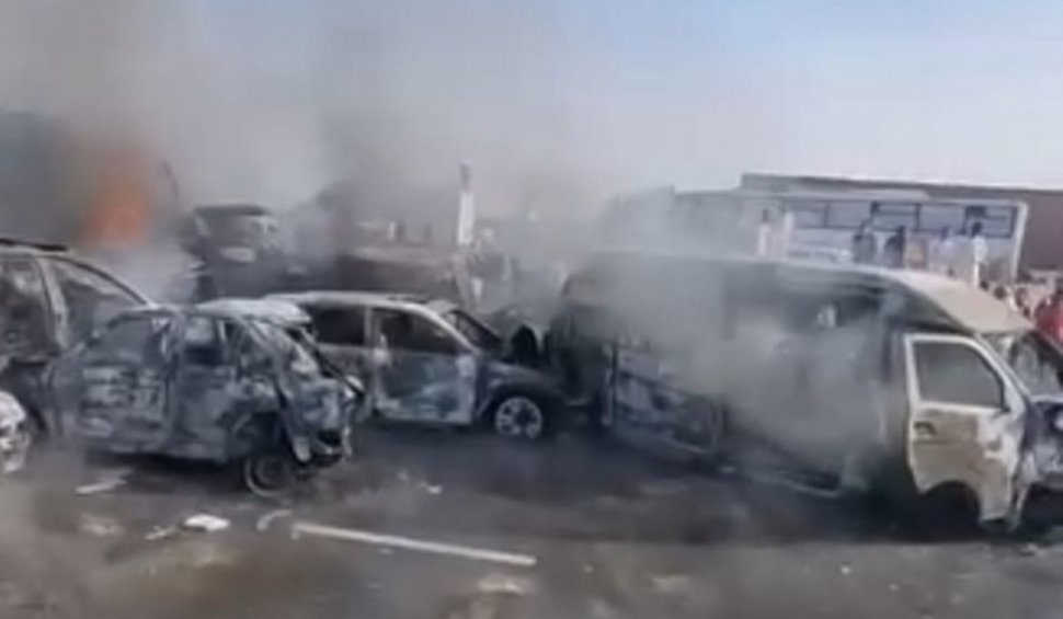 Zeci de morţi şi răniţi în urma unui accident rutier pe drumul dintre Cairo şi Alexandria, în Egipt
