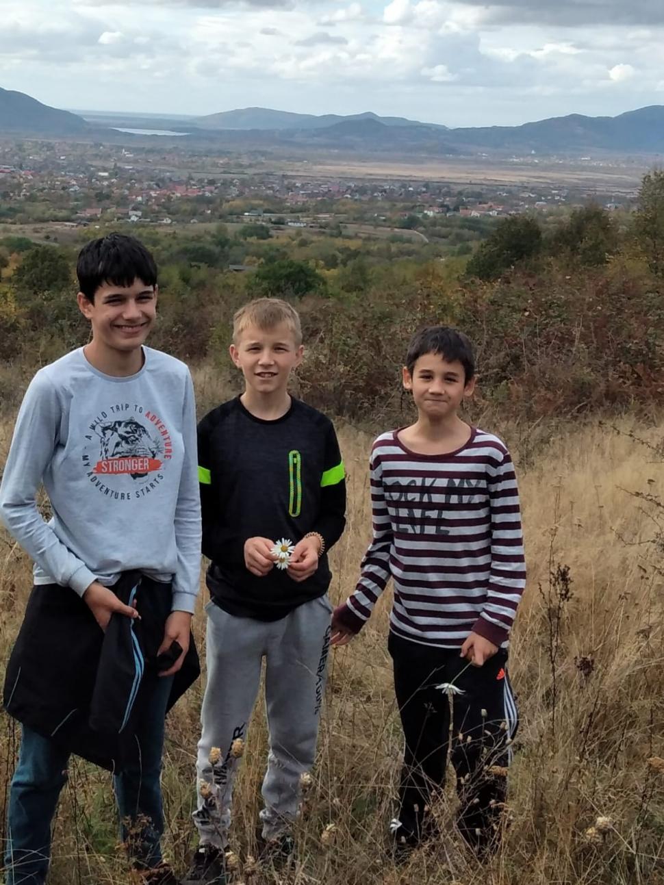 Cei patru copii ucraineni, căutaţi de Poliţia din Satu Mare după ce au dispărut dintr-o casă, au fost găsiţi 866199